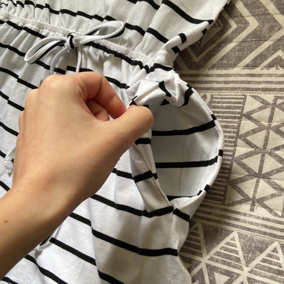 Yibock Romper - Picture 2 of 4